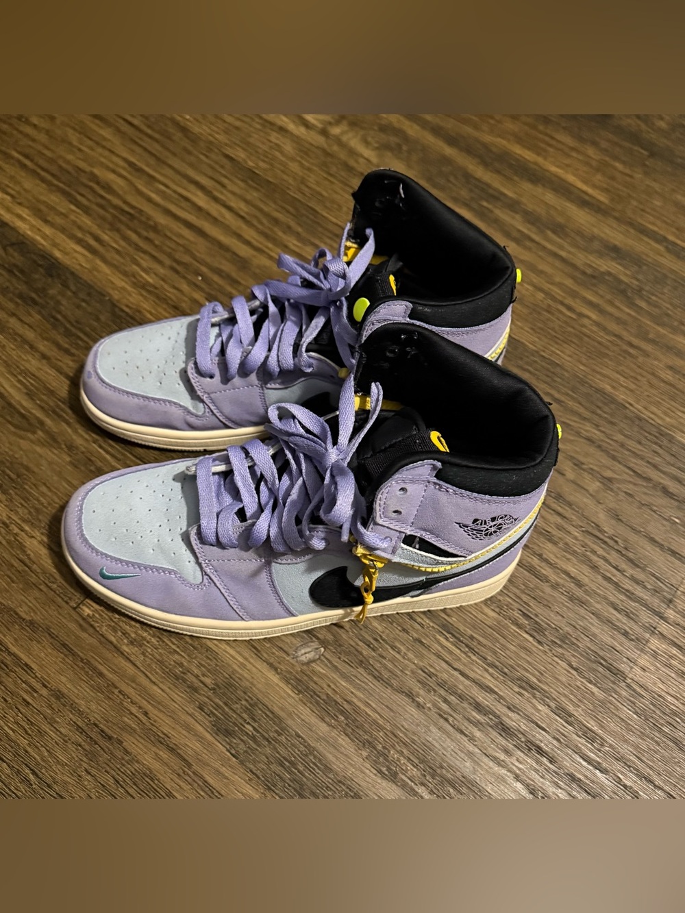Air Jordan 1 High Zoom CMFT “Lemon Twist” – Women’s Size 8 - Picture 5 of 10